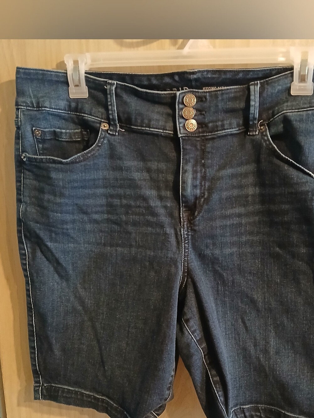 TORRID Women's Denim Blue Jean Jegging Bermuda Super Soft Denim Shorts Size 20